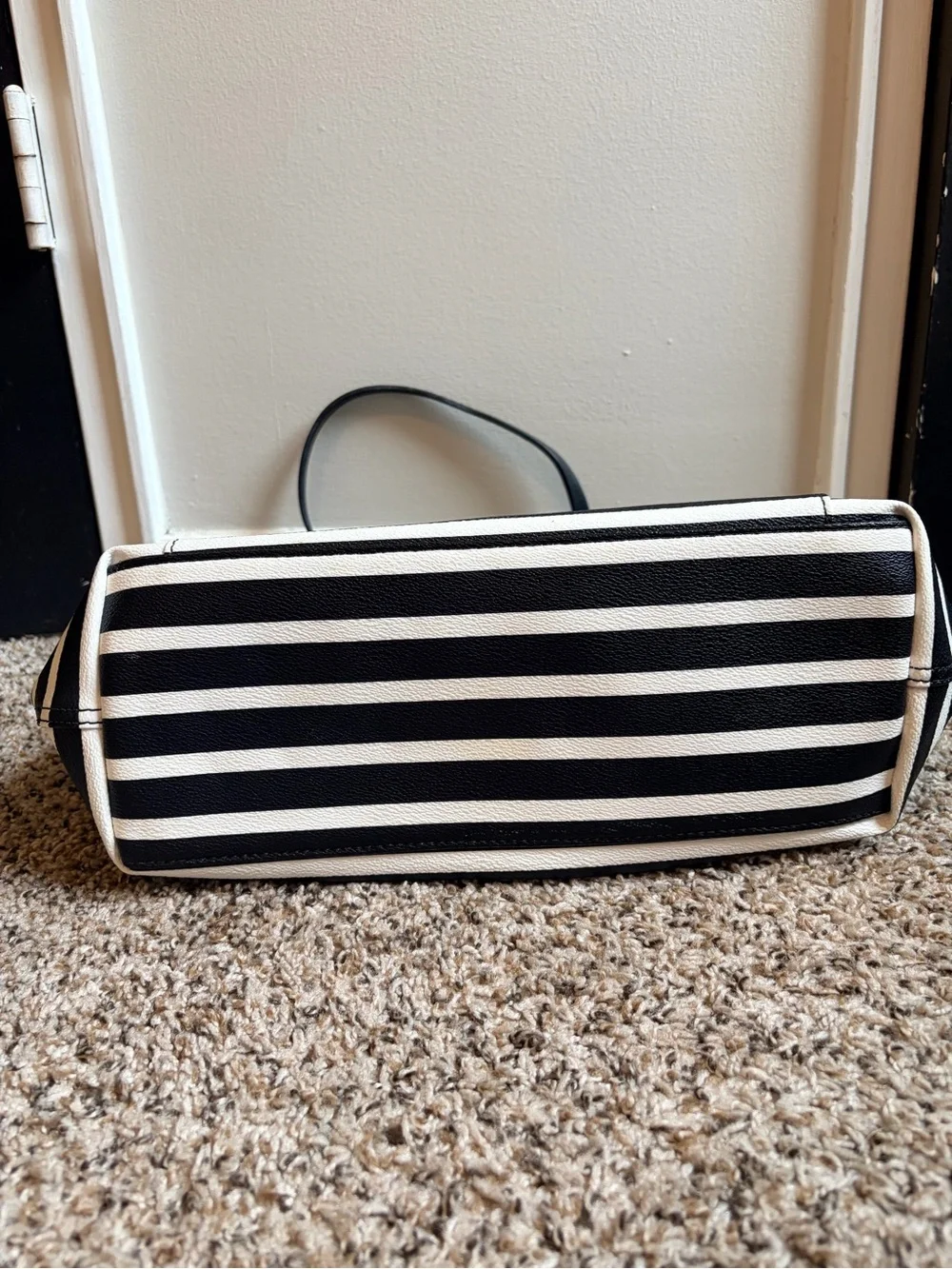Kate Spade Outlet Hyde Lane Stripe Riley Tote — Black & White